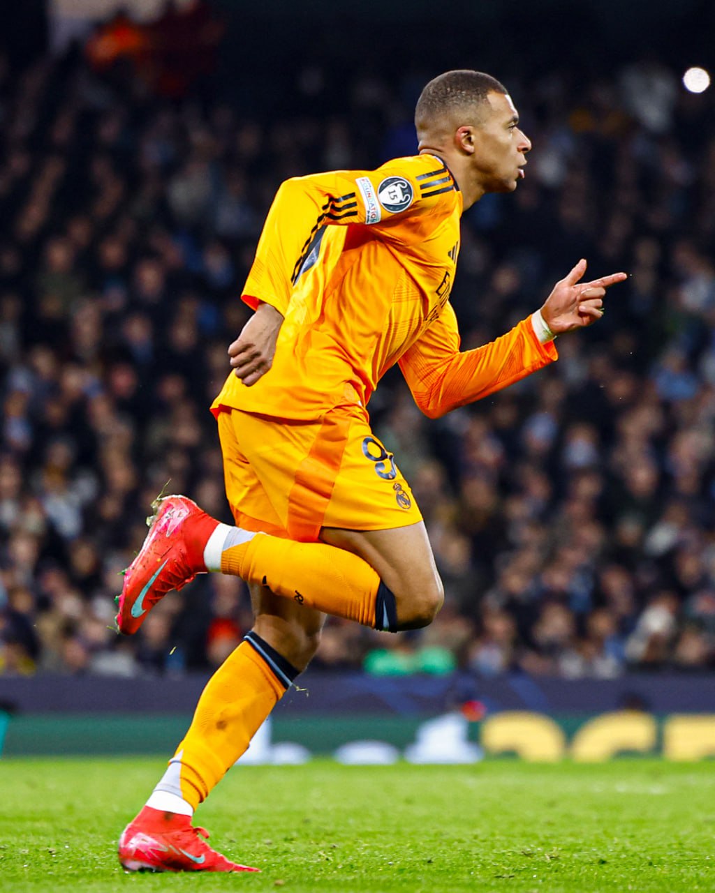 Mbappe ៖ ខ្ញុំត្រូវការសម្ពាធ ដើម្បីលេងឱ្យបានល្អ