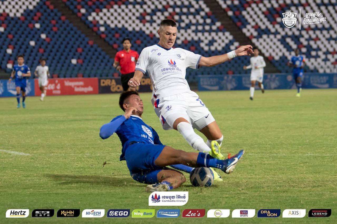 លោក Conor Nestor សរសើរ លោក ទុំ សារ៉ាយ ជាគ្រូបង្វឹកកំពូលម្នាក់