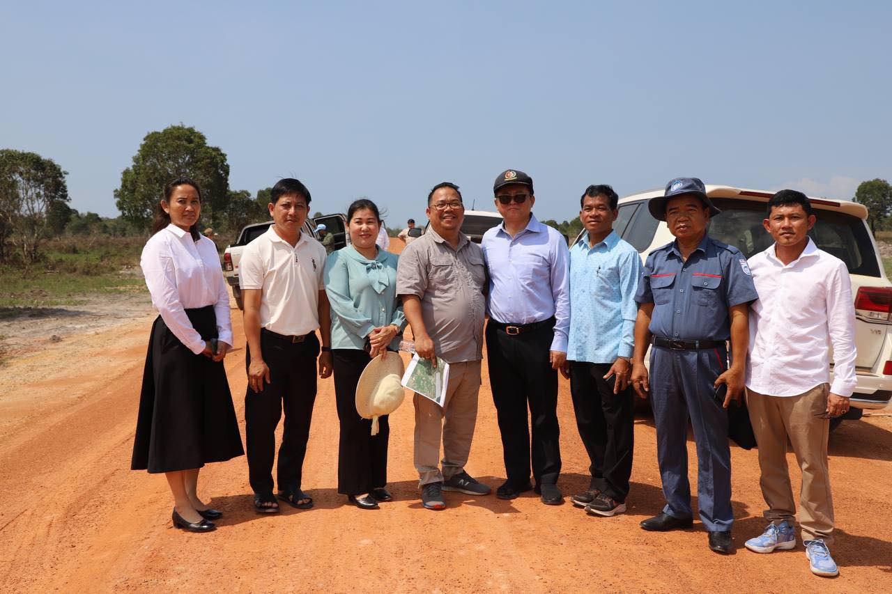 ខេត្តកោះកុងគាំទ្រគម្រោងសាងសង់ផ្លូវទៅតំបន់សេដ្ឋកិច្ច និង អភិវឌ្ឍតំបន់ឆ្នេរសមុទ្រកោះខ្យង