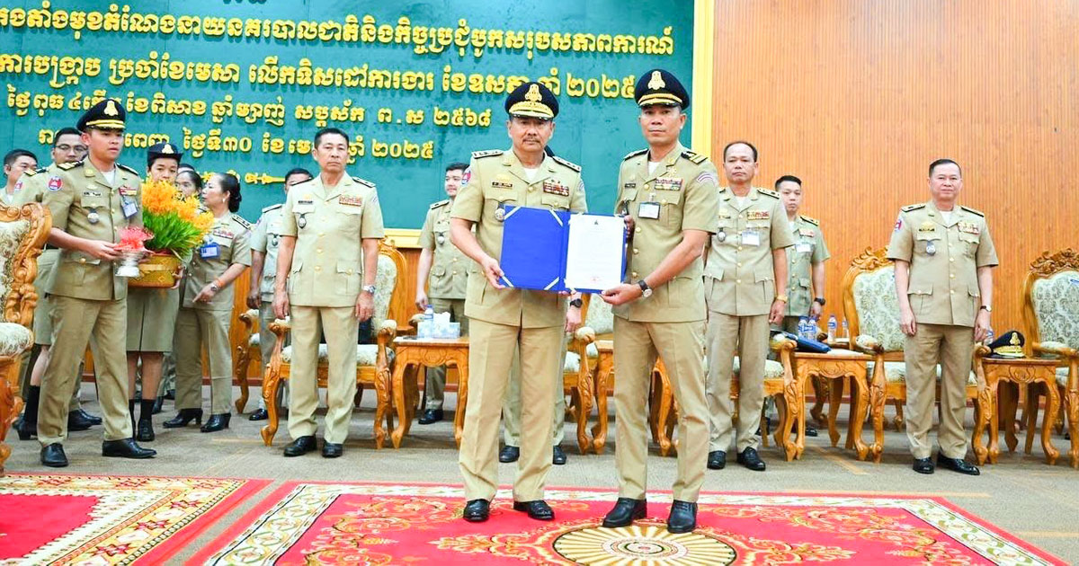 ឯកឧត្តម ឧត្តមសេនីយ៍ឯក ជួន ណារិន្ទ ៖ អធិការដ្ឋាននគរបាលខណ្ឌទាំង១៤ បើបង្ក្រាបបទល្មើសឆក់ បាន ០១ករណី នឹងទទួលបានឧបត្ថម្ភថវិកា ២លានរៀល