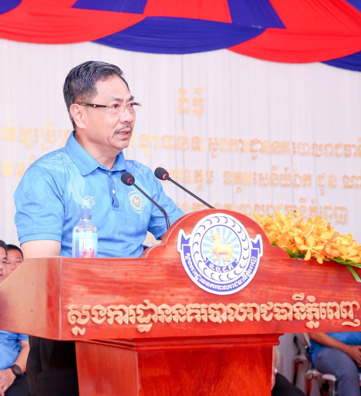 ឧត្តមសេនីយ៍ឯក ជួន ណារិន្ទ សម្ភោធដាក់ឲ្យប្រើប្រាស់ ក្លិបកីឡាបាល់ទះរបស់ស្នងការដ្ឋាននគរបាលរាជធានីភ្នំពេញ
