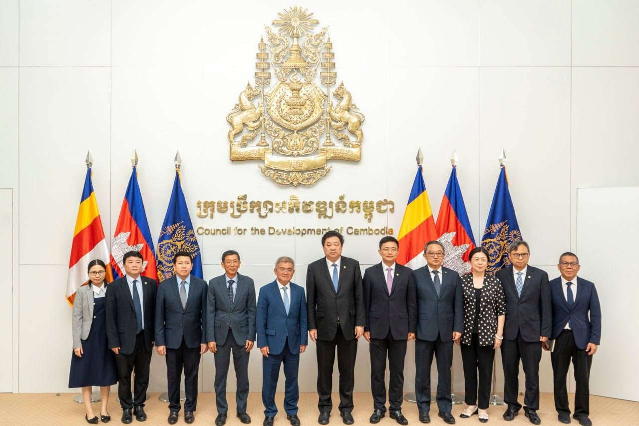 អភិបាលក្រុងអ៊ូស៊ីប្តេជ្ញាបន្តជំរុញធ្វើឱ្យតំបន់សេដ្ឋកិច្ចពិសេសក្រុងព្រះសីហនុរីកចម្រើនមួយកម្រិតទៀត