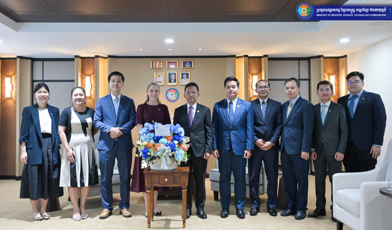 ក្រុមហ៊ុន Visa មានបំណងពង្រីកការគាំទ្រសហគ្រាសធុនតូច និងមធ្យម និងសេដ្ឋកិច្ចក្រៅប្រព័ន្ធរបស់កម្ពុជា
